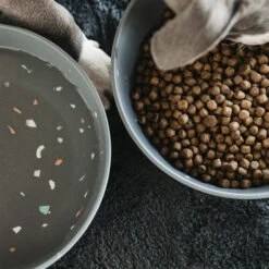 Kentucky Bamboe Voer- Drinkbak Terrazzo -Hondenbenodigdheden kentucky bamboe voer drinkbak terrazzo 218940 0500 none